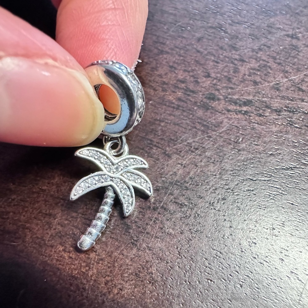 Palm tree charm